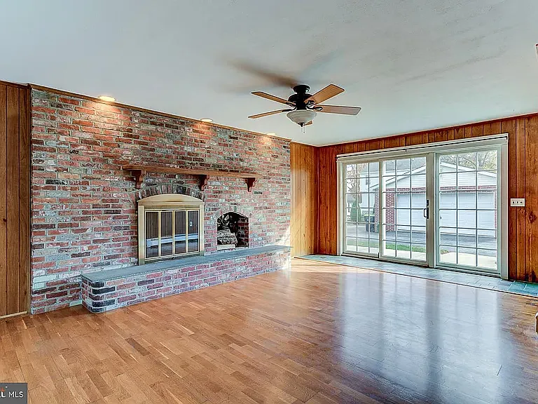 106 Middleboro Rd — Photo 18