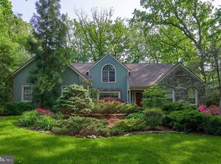 1087 Hunters Path, Lancaster, PA 17601