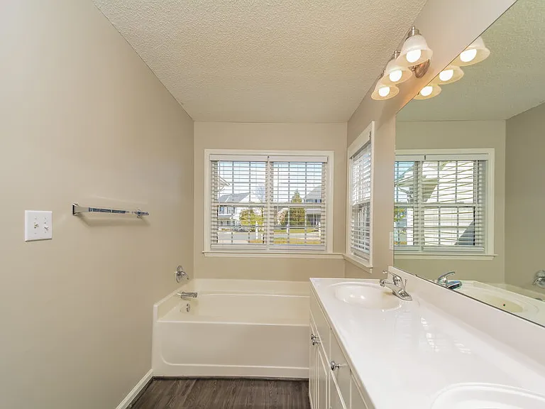 3626 Enduring Freedom Dr — Photo 11