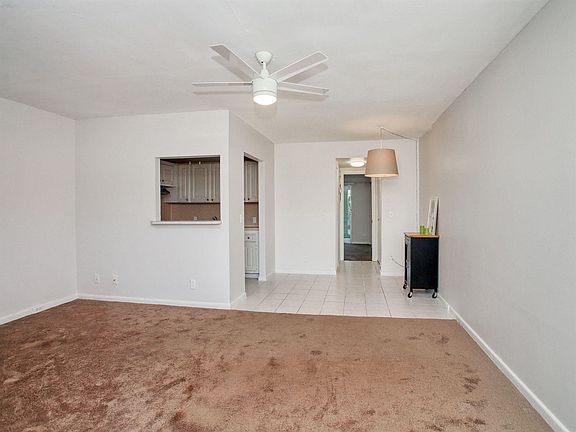 4th image of 205 Dorset E