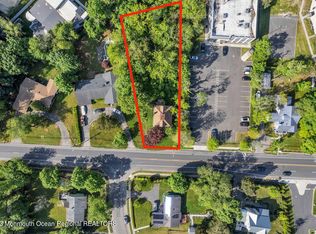 1392 Lanes Mill Rd, Lakewood, NJ 08701