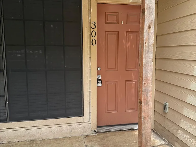 4159 Steck Ave #300 — Photo 2