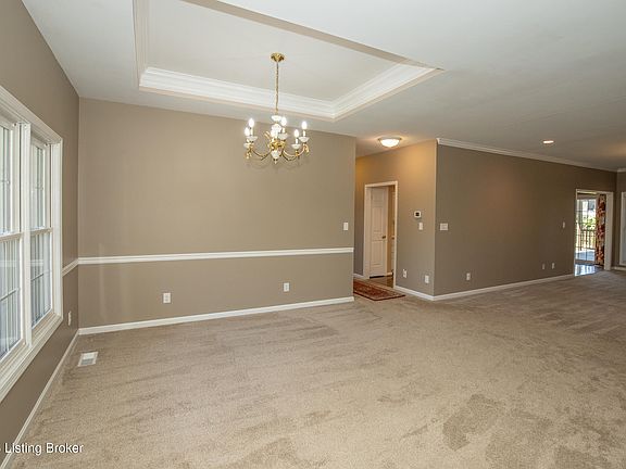 3rd image of 9904 Hazel Tree Dr