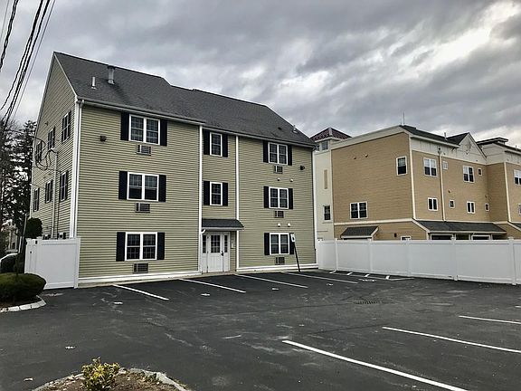 2nd image of 26 N Main St APT 4