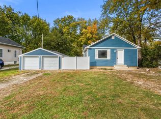 809 Kenwood Rd, Champaign, IL 61821