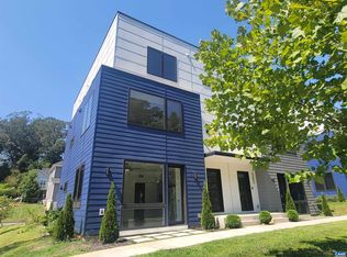 987 5th St SW, Charlottesville, VA 22902