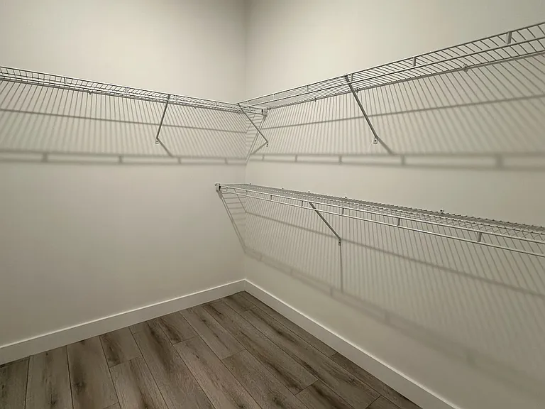 13 Main St #1 — Photo 12