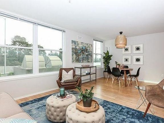 3rd image of 8300 Oceanview Ter APT 204