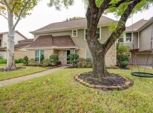 2602 Durban Dr, Houston, TX 77043