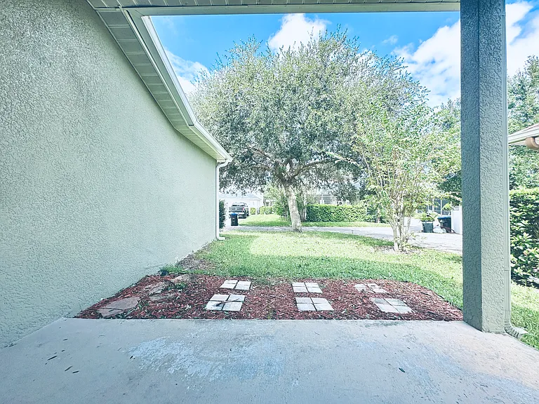 13809 Amelia Pond Dr — Photo 24