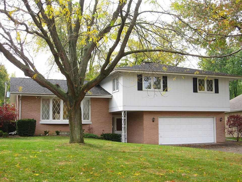 Home for Sale in Peoria, Illinois $149,500