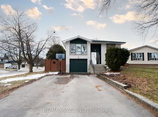 1007 Cardinal Ct, Oshawa, ON