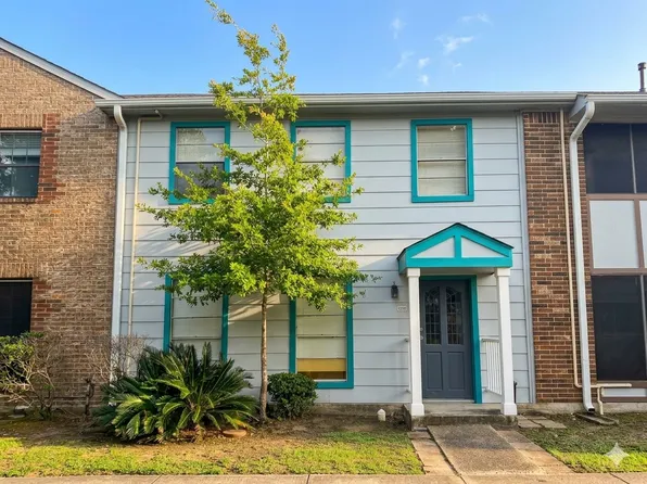 4231 Young St, Pasadena, TX 77504