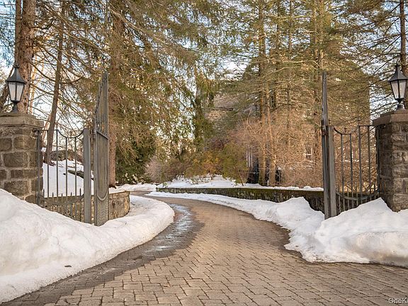 3rd image of 43 Ontio Road