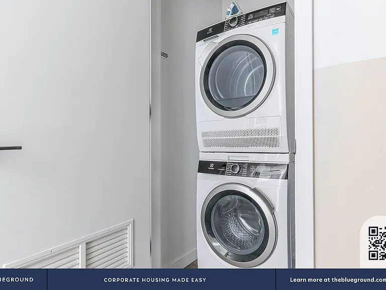 Washer/Dryer in Apartment