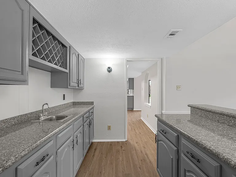 848 Shenandoah Dr — Photo 30