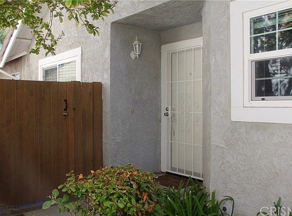 Front Door and Locking Side Gate