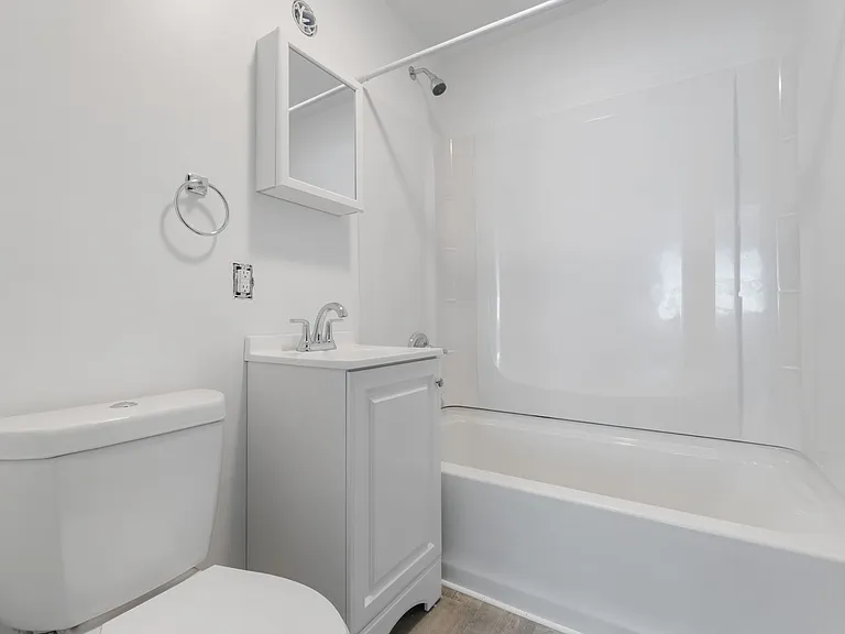 64 Midland Heights Cir E — Photo 9