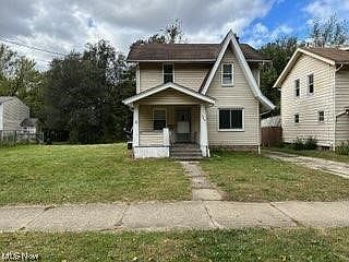 1st image of 580 Sanford Ave