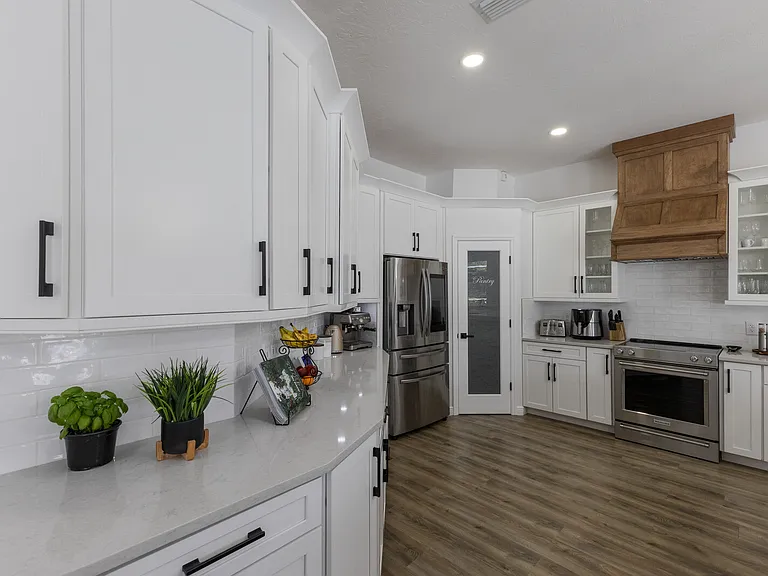9405 Boxthorn Pl — Photo 49