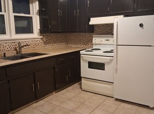 5004 Saint Clair Ave, Niagara Falls, ON L2E3T7