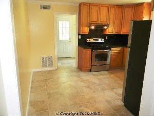 5th image of 3507 Groveton St