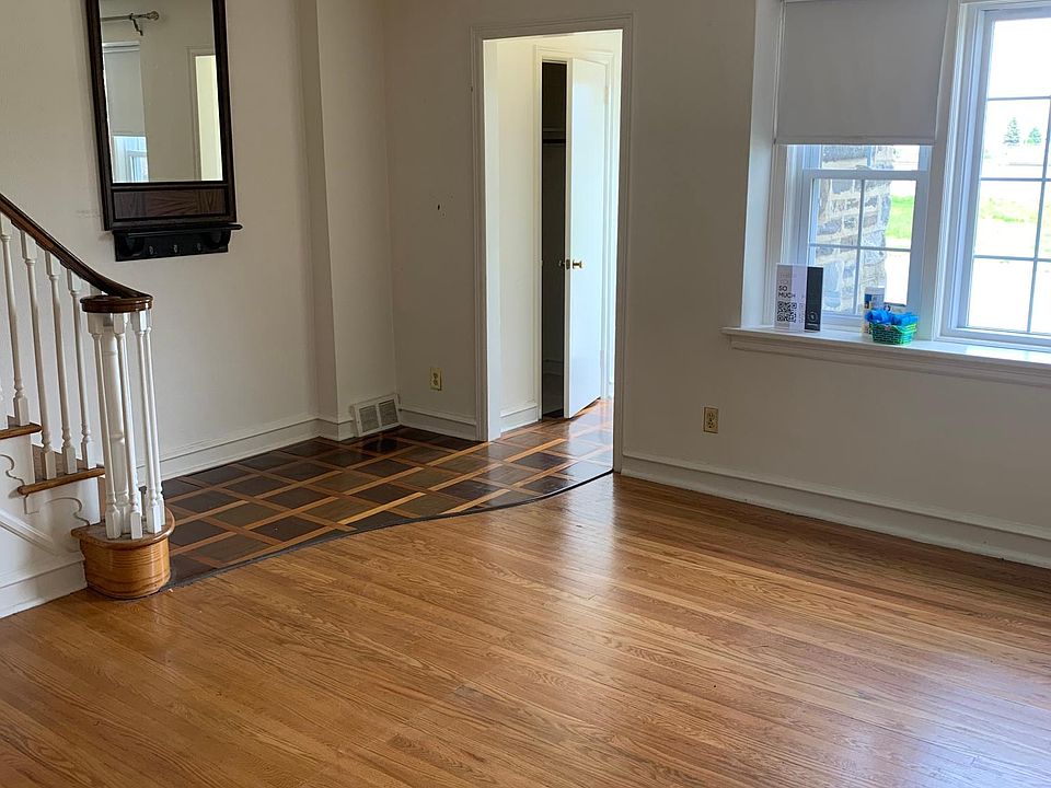 1st image of 2820 Belmont Ave
