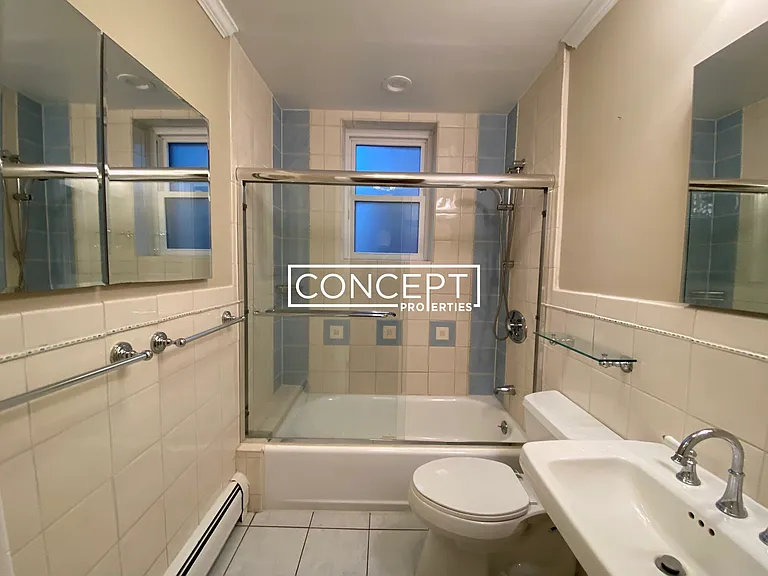 33 Longwood Ave — Photo 14