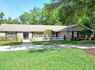 302 E Greentree Ln, Lake Mary, FL 32746