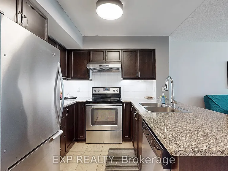 25 Lower Simcoe St #1106 — Photo 8