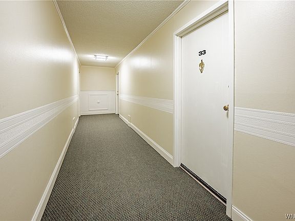 4th image of 33 Park Lane Ct