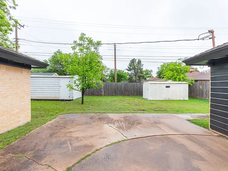 3409 High Meadows Dr — Photo 34