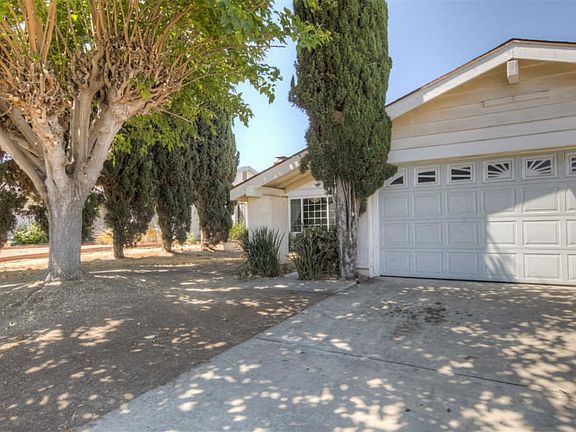 2nd image of 10856 Elderburry Ct