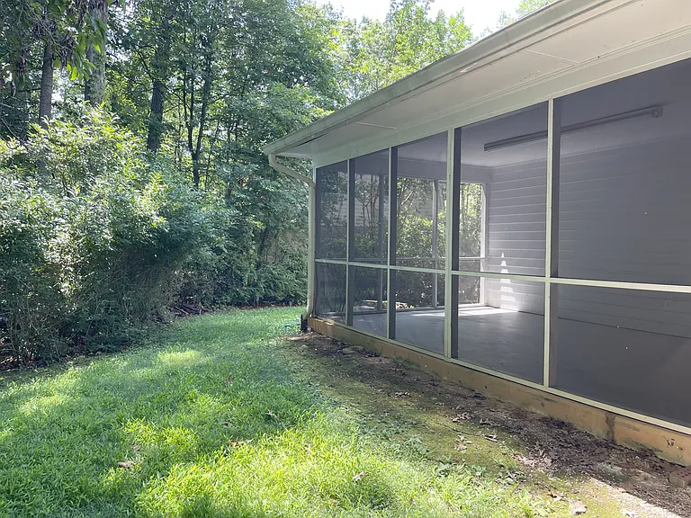 11822 Triple Crown Rd — Photo 31