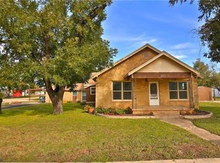 642 4th St, Tuscola, TX 79562