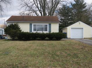 32 Willow St, Delaware, OH 43015