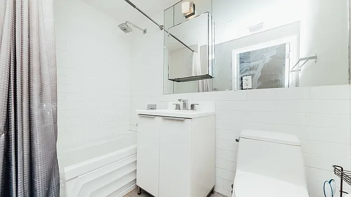 Rented by Nooklyn NYC LLC | media 47