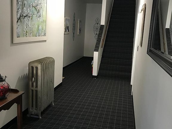 Entryway to the second floor.