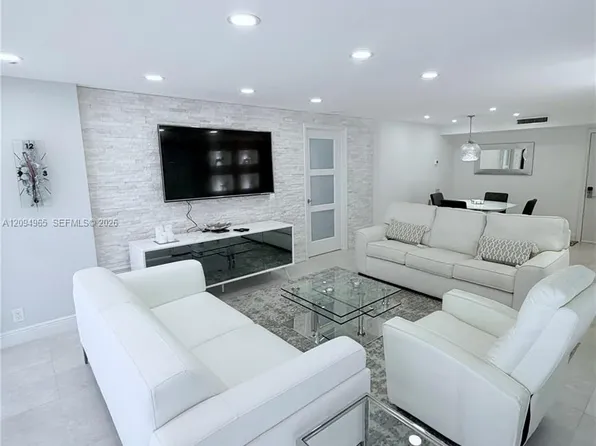 531 N Ocean Blvd, Pompano Beach, FL