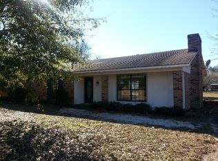46120 Sunset Dr, Bay Minette, AL 36507