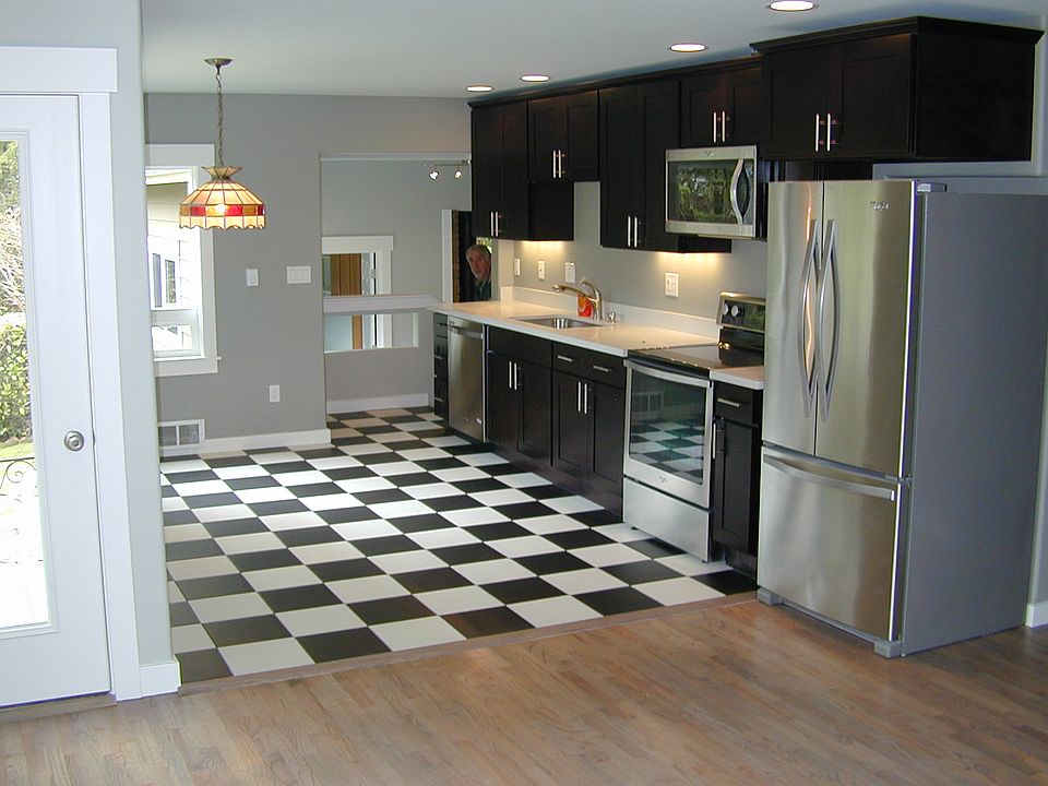 1st image of 25624 Lake Wilderness Ln SE