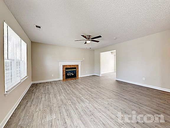 3rd image of 2656 Captains Watch Rd NE