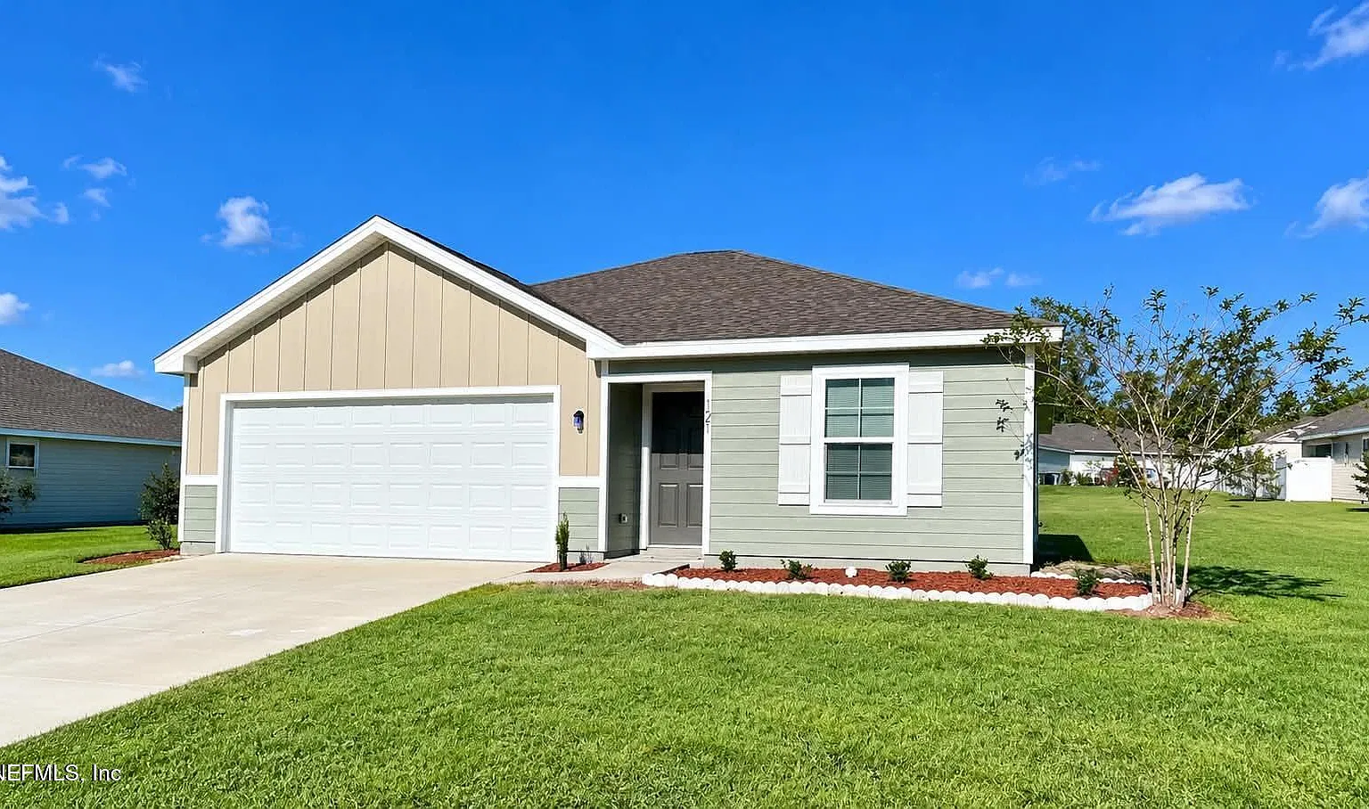 4 bed, 2.0 bath, 1434 sqft, $2,150 — Photo 1