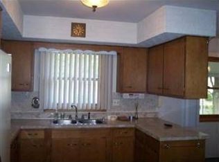 137 Wintergreen Ave, Michigan City, IN 46360