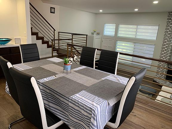 3rd image of 20224 Sherman Way Unit 40