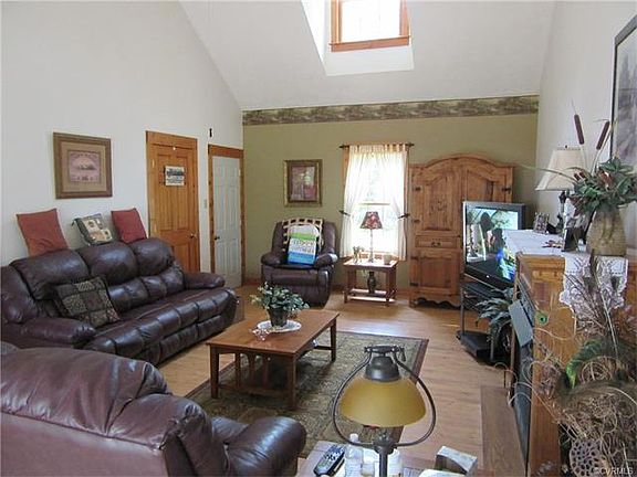 2nd image of 12120 Redbud Ln
