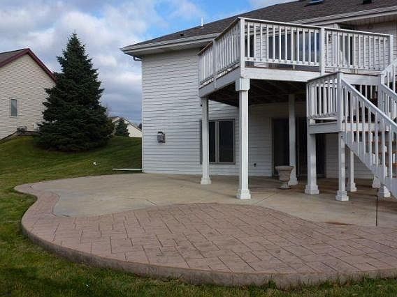 4th image of W139N6453 Manor Hills Blvd