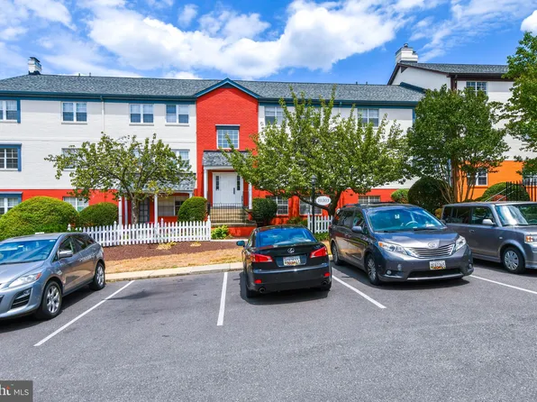 10303 45th Pl APT 204, Beltsville, MD 20705