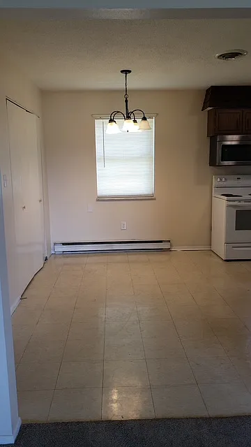 2 bed, 916 sqft, $850 — Photo 4