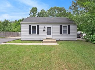 1808 Kelly Ave, Crest Hill, IL 60403